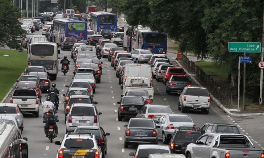 Greve: São Paulo registra 630 km de lentidão no trânsito